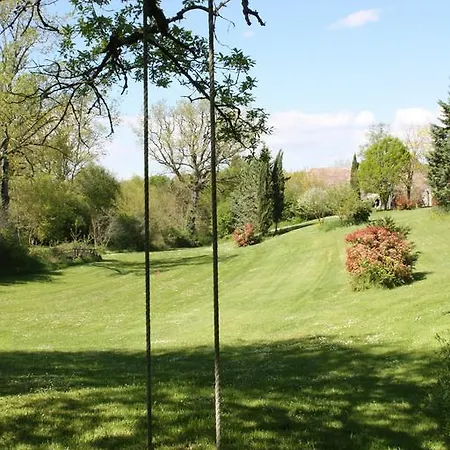 The Farmhouse Naussannes